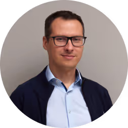 ЮРИЙ ЕФАРОВ, ГЕНЕРАЛЬНЫЙ ДИРЕКТОР EASY REPORT